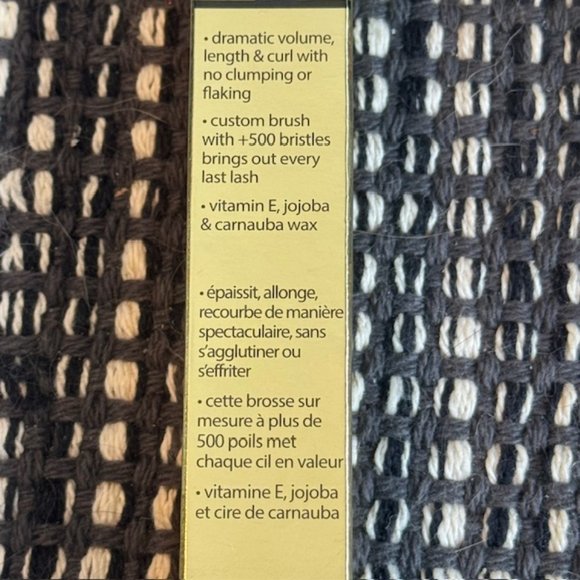 New Tarte MANEATER Voluptuous Mascara - full size - Picture 4 of 7